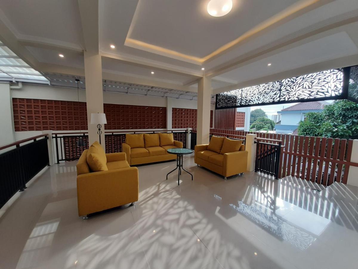 Omah Nayan Hotel Maguwo Exterior photo