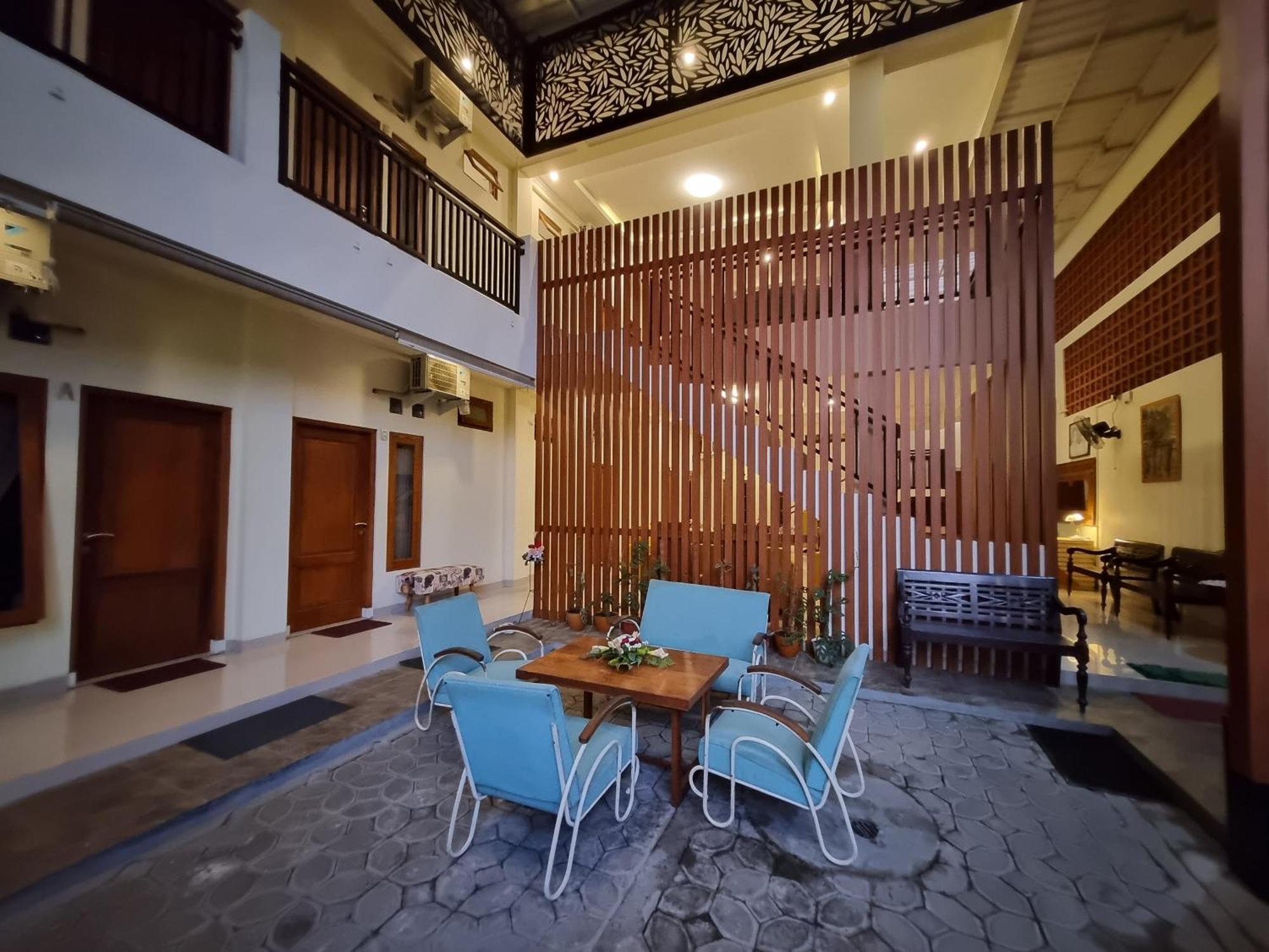 Omah Nayan Hotel Maguwo Exterior photo