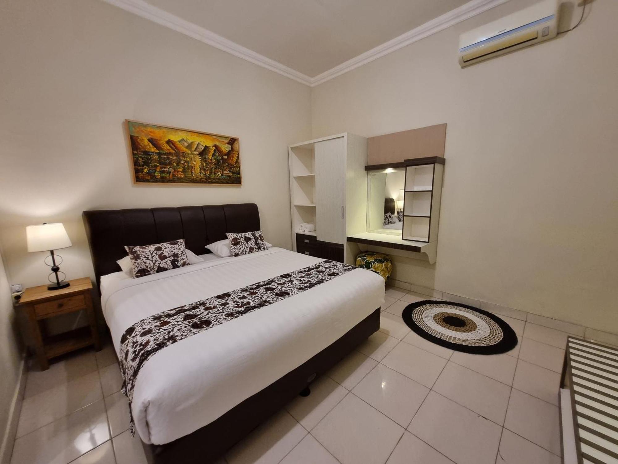 Omah Nayan Hotel Maguwo Exterior photo